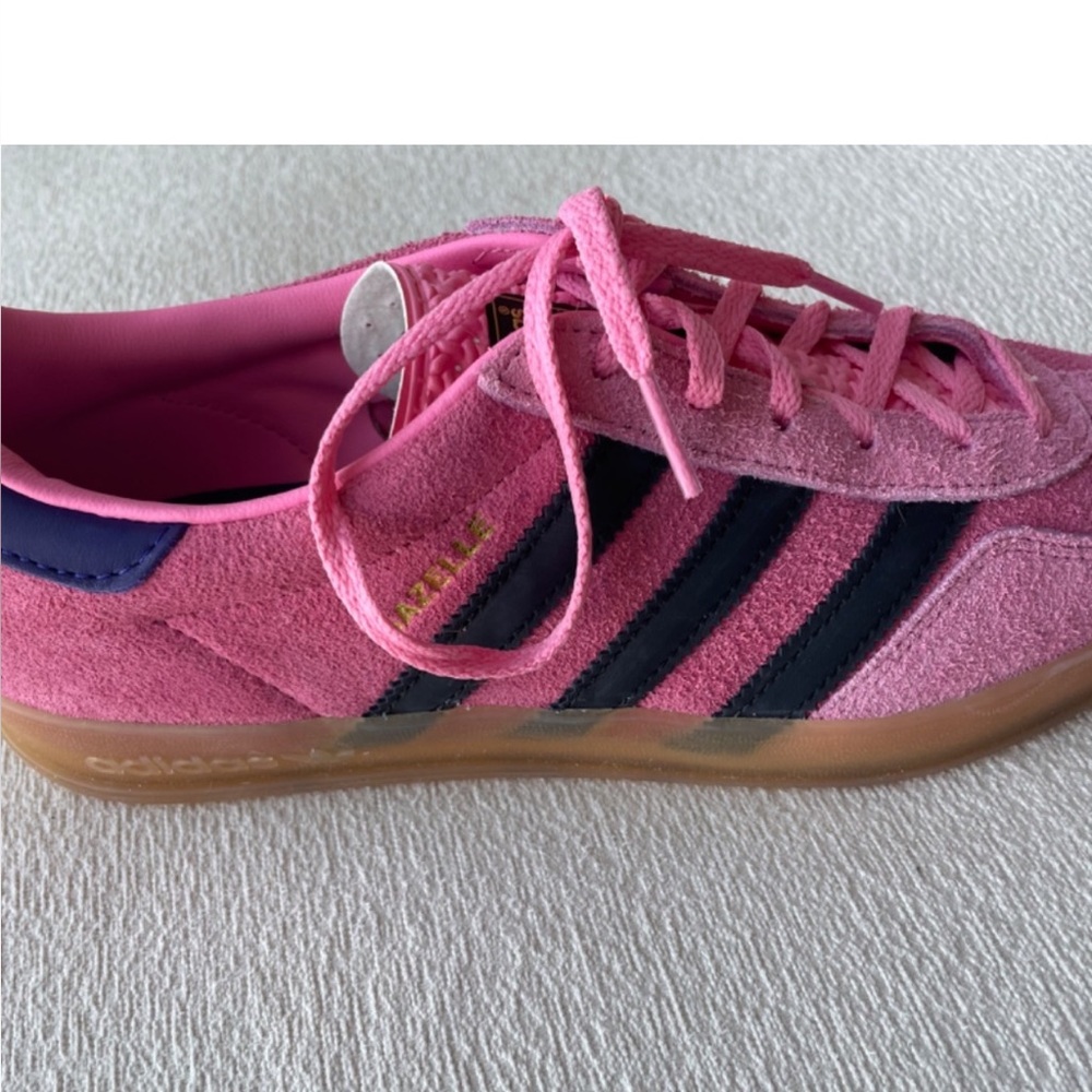 Brand new with tags Gazelle adidas! Sold out online!